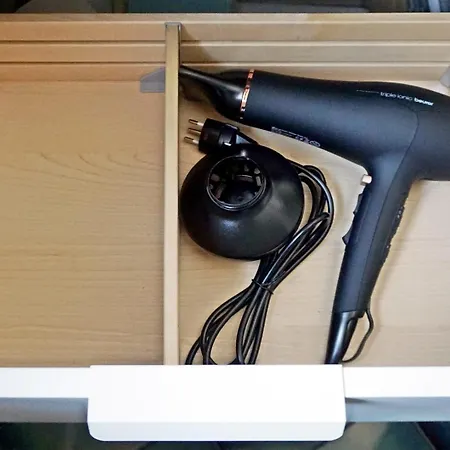 Zentrale Oase, Ski, Berge Spass, 45m2, Fuer 2p - C8 سانت موريتز